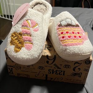 Chic White Slippers with Pink and Gold Details